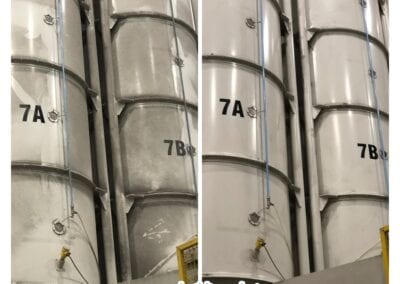 A picture of two large tanks in the warehouse.